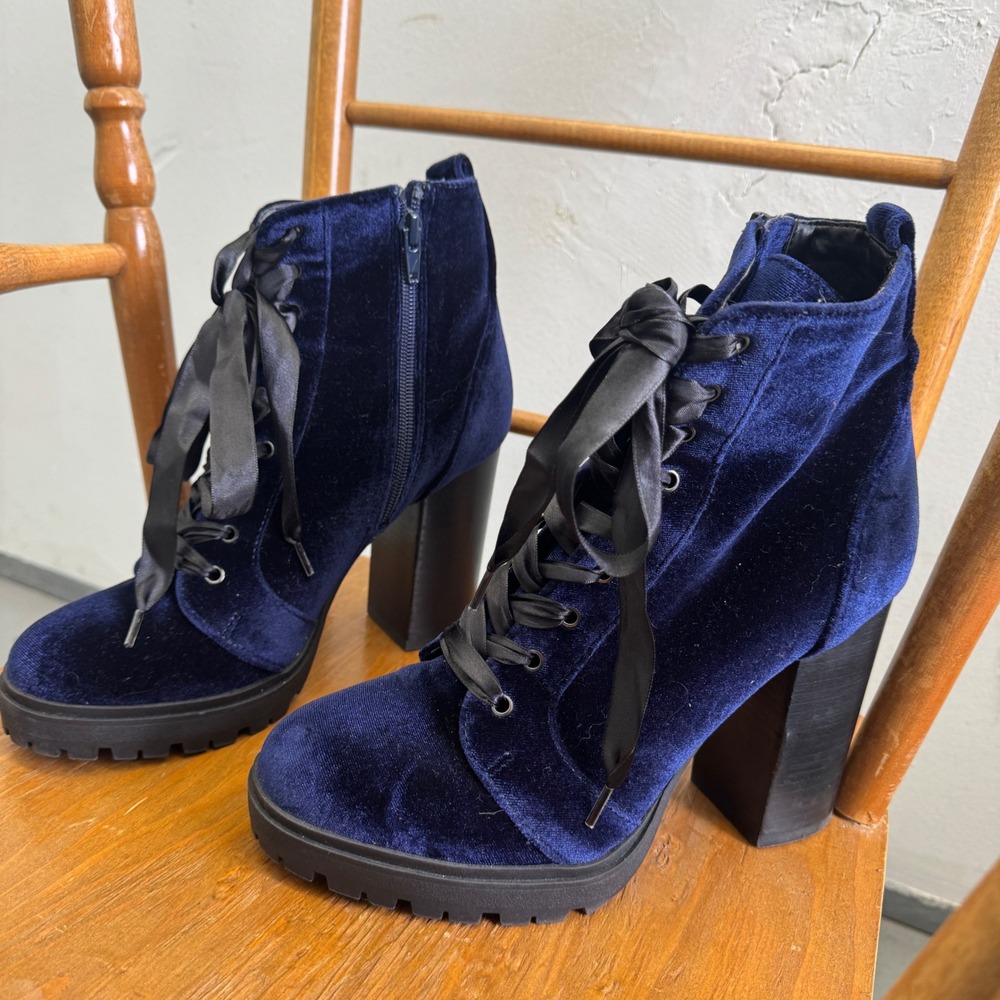 Steve Madden Laurie Navy Blue Velvet Platform Lace Up Block Heel Ankle Boot 8.5M - Picture 11 of 15